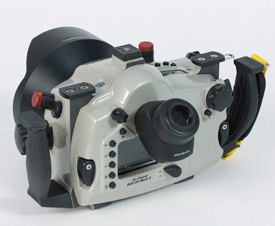Subal CD5MII - z Canonem EOS 5D Mark II pod wod