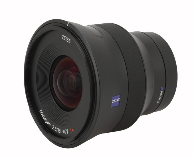 Carl Zeiss Batis 18 mm f/2.8 - Budowa i jako wykonania