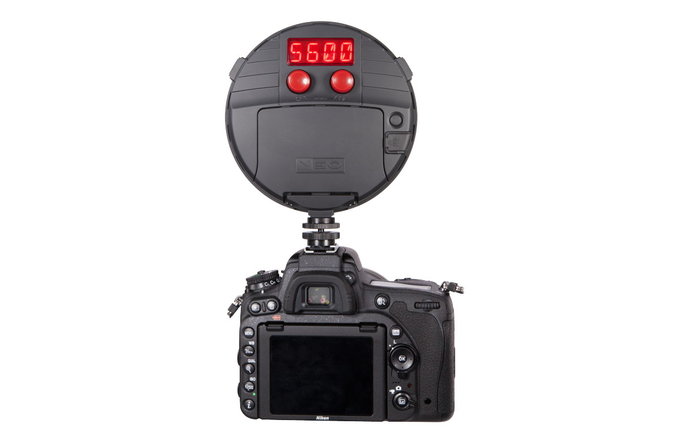 Rotolight NEO - lampa LED do studia i w plener