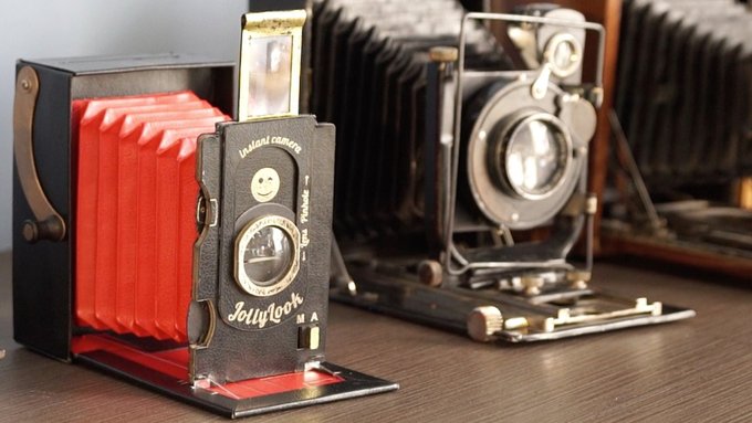 Jollylook - aparat z kartonu do fotografii natychmiastowej