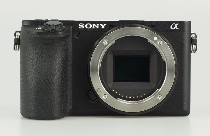 Sony A6500 - Budowa i jako wykonania