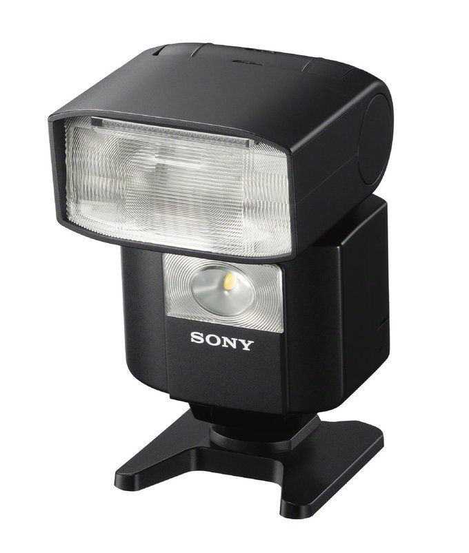 Sony FE 85 mm f/1.8 oraz lampa HVL-F45RM