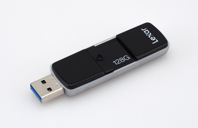 Poszukujecie pamici USB? Lexar ma ciekaw propozycj - Lexar JumpDrive P20 USB 3.0