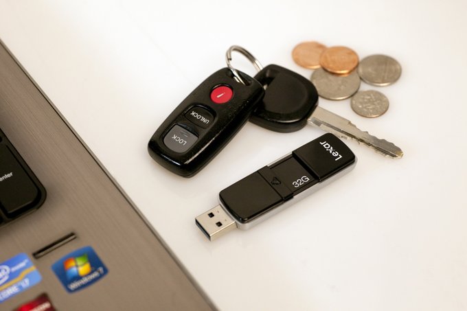 Poszukujecie pamici USB? Lexar ma ciekaw propozycj - Lexar JumpDrive P20 USB 3.0