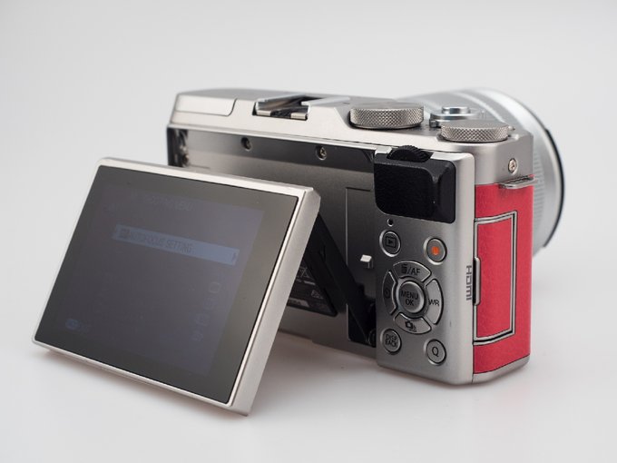 Fujifilm X-A3 - Budowa i jako wykonania