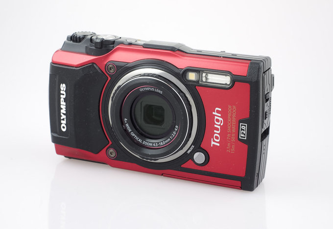 Olympus Tough TG-5 - Budowa i jako wykonania