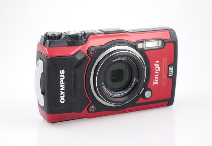 Olympus Tough TG-5 - Budowa i jako wykonania