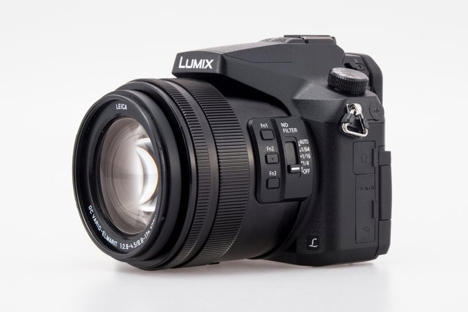 Panasonic Lumix DMC-FZ2000 - Budowa i jako wykonania