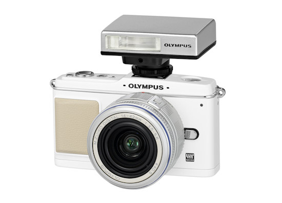 Olympus - nowe akcesoria systemu Mikro Cztery Trzecie
