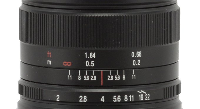 Venus Optics LAOWA 7.5 mm f/2 MFT - Ustawianie ostroci