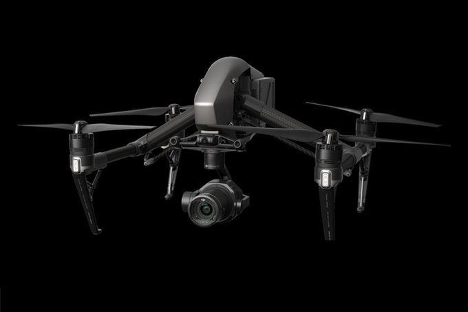 DJI Zenmuse X7 z matryc Super 35 mm