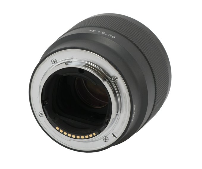 Sony FE 50 mm f/1.8 - Budowa i jakość wykonania