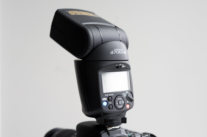 Canon EOS 2000D i EOS 4000D w naszych rkach - Canon Speedlite 470EX-AI