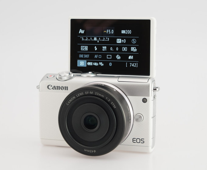 Canon EOS M100 - Budowa i jako wykonania