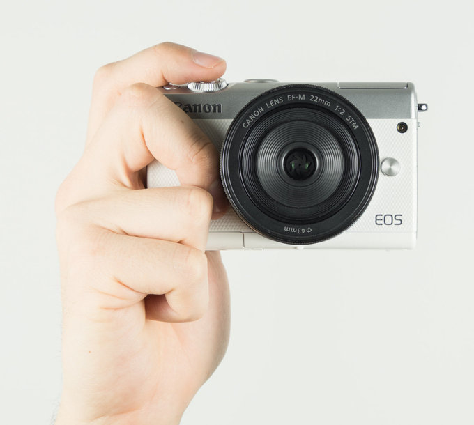 Canon EOS M100 - Uytkowanie i ergonomia