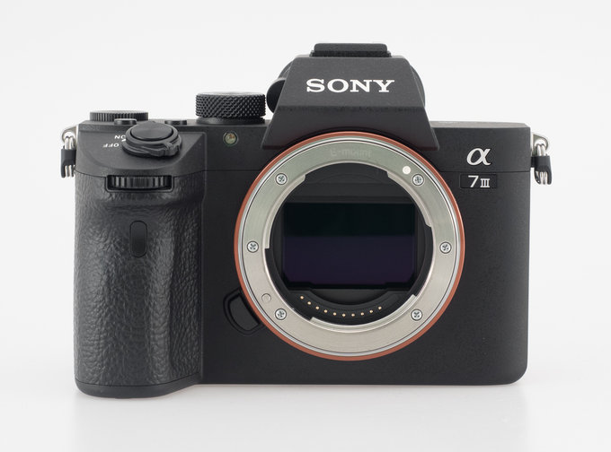 Sony A7 III - Budowa i jako wykonania