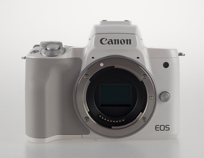 Canon EOS M50 - Budowa i jako wykonania