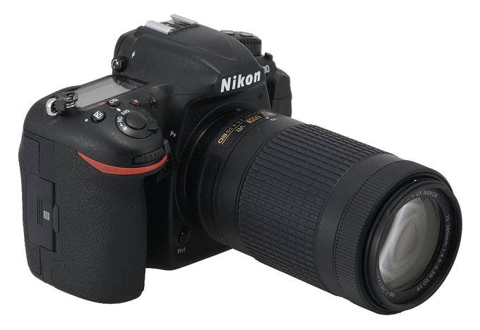 Nikon Nikkor AF-P DX 70-300 mm f/4.5-6.3G ED VR - Wstp
