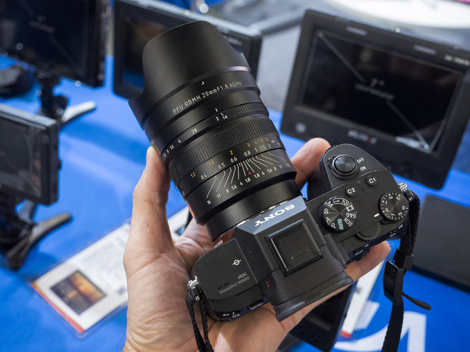 Nowe obiektywy Viltrox dla Fujifilm X i Sony FE