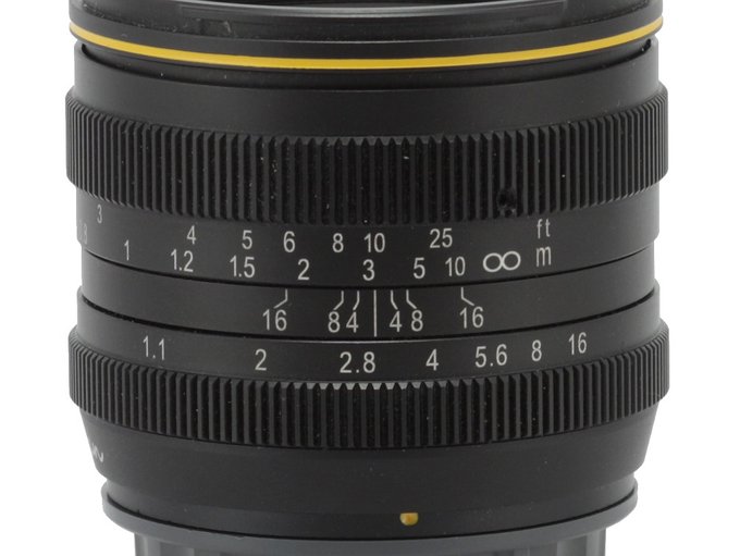 SainSonic Kamlan 50 mm f/1.1 - Ustawianie ostroci