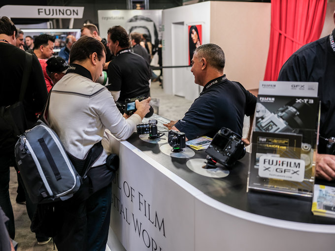 Targi PhotoPlus Expo 2018 - relacja - Fujifilm