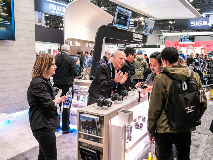 Targi PhotoPlus Expo 2018 - relacja - Fujifilm