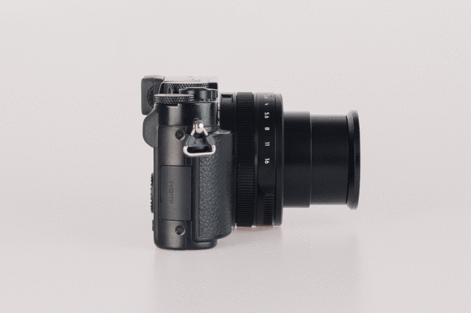 Panasonic Lumix DC-LX100 II - Budowa i jakość wykonania Panasonic Lumix DC-LX100 II - Budowa i jakość wykonania
