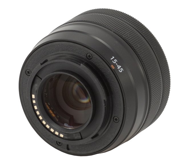 Fujifilm Fujinon XC 15-45 mm f/3.5-5.6 OIS PZ - Budowa, jako wykonania i stabilizacja