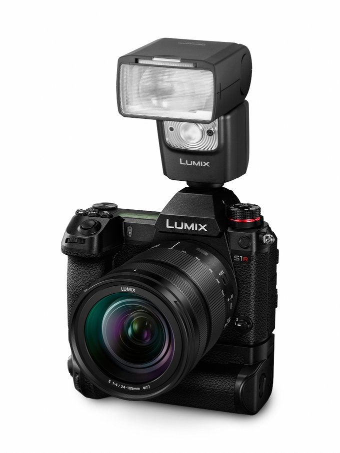 Panasonic Lumix S1R