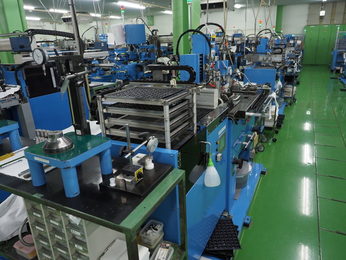 Wycieczka do fabryki obiektyw�w Sigma w Aizu - Optyka