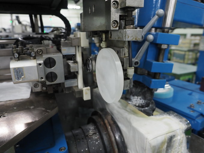 Wycieczka do fabryki obiektyw�w Sigma w Aizu - Optyka