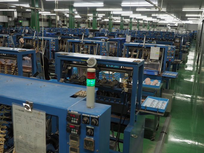 Wycieczka do fabryki obiektyw�w Sigma w Aizu - Optyka