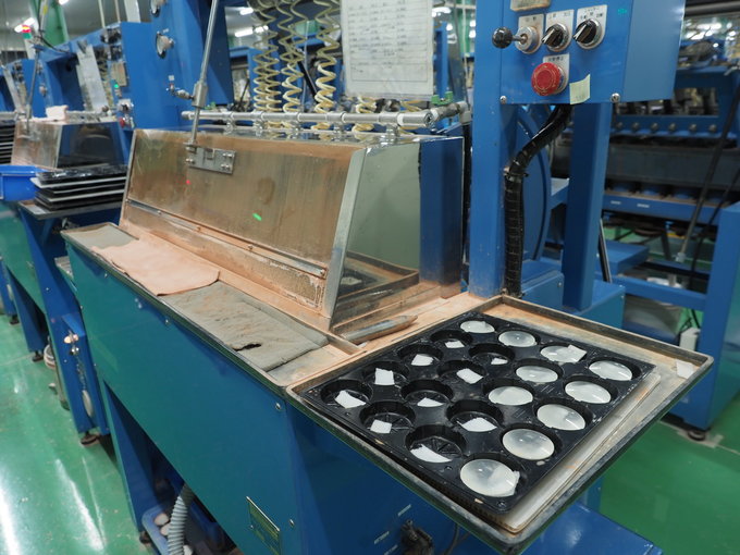 Wycieczka do fabryki obiektyw�w Sigma w Aizu - Optyka