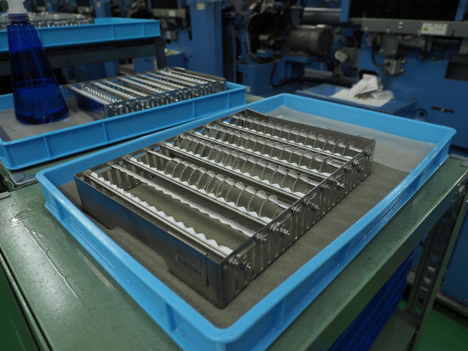 Wycieczka do fabryki obiektyw�w Sigma w Aizu - Optyka