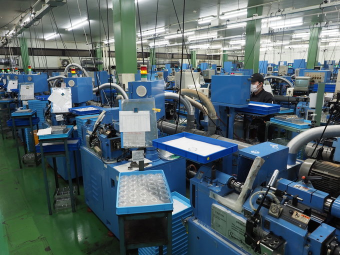 Wycieczka do fabryki obiektyw�w Sigma w Aizu - Optyka