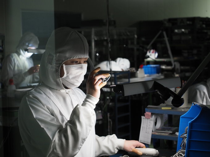 Wycieczka do fabryki obiektyw�w Sigma w Aizu - Optyka