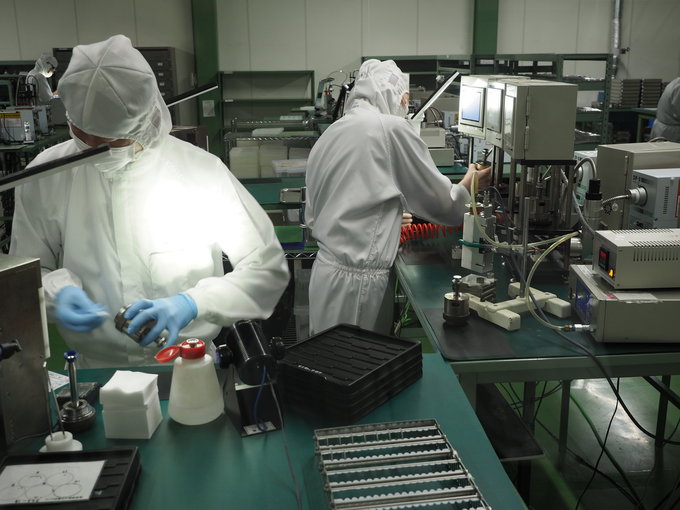 Wycieczka do fabryki obiektyw�w Sigma w Aizu - Optyka