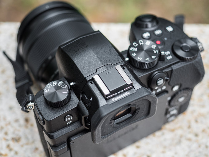 Panasonic Lumix G90 i wycieczka do Lwowa - O ergonomii Lumiksa G90 s��w kilka