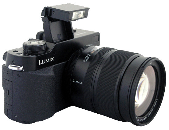 Panasonic Lumix DMC-L1 - Jakość wykonania i ergonomia Panasonic Lumix DMC-L1 - Jakość wykonania i ergonomia