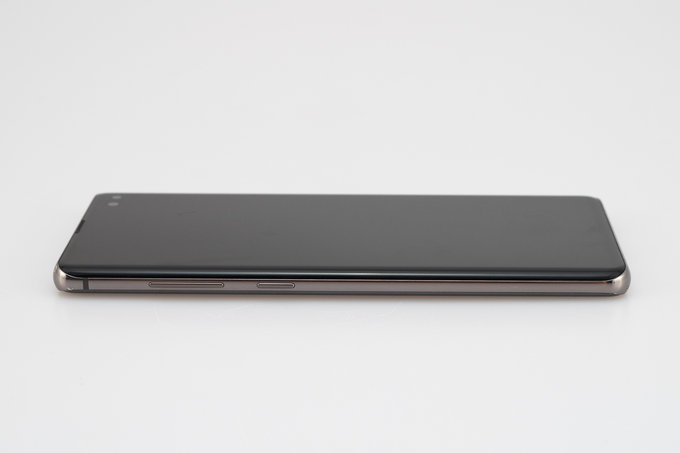 Samsung Galaxy S10 Plus - Budowa i jako wykonania