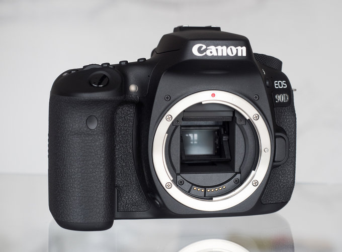 Nowoci Canon EOS w naszych rkach - EOS 90D