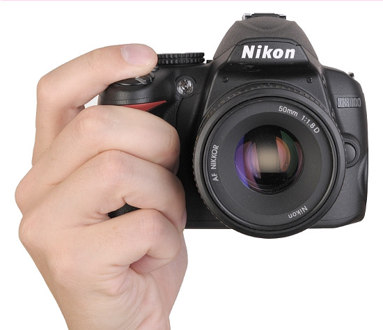 Nikon D3000 - Uytkowanie i ergonomia