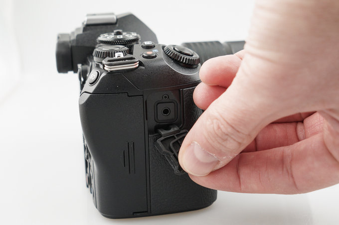 Olympus E-M1 Mark III w naszych rkach - Co nowego na zewntrz?