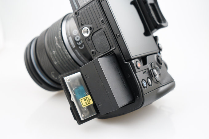 Olympus E-M1 Mark III w naszych rkach - Co nowego na zewntrz?