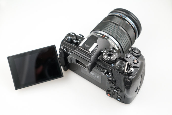Olympus E-M1 Mark III w naszych rkach - Co nowego na zewntrz?