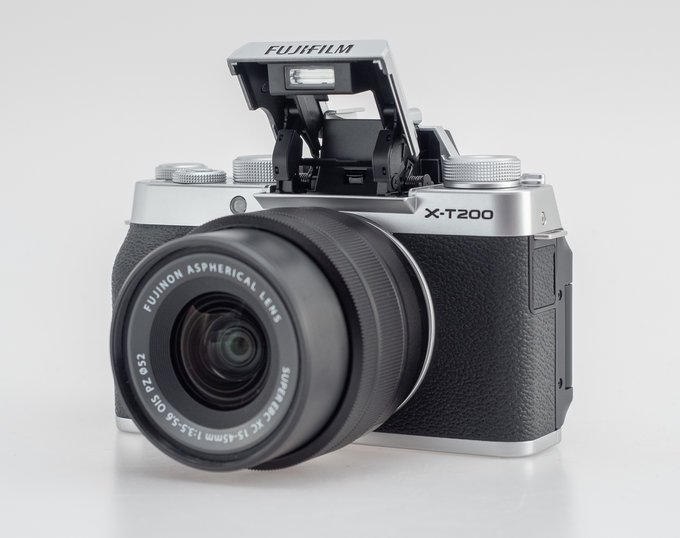 Fujifilm X-T200 - Uytkowanie i ergonomia
