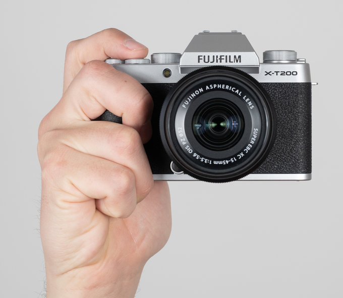 Fujifilm X-T200 - Uytkowanie i ergonomia