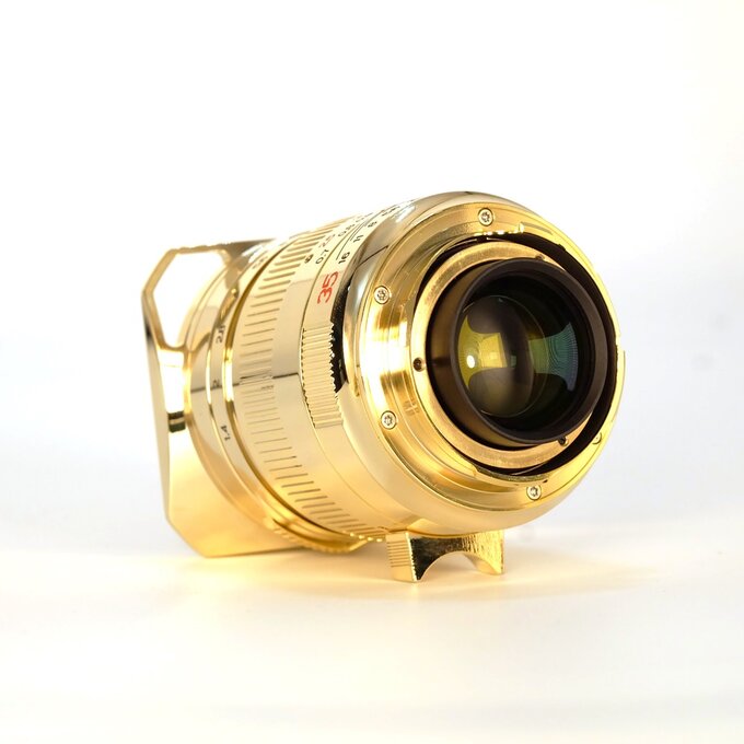 TTartisan 35 mm f/1.4 w limitowanej edycji pokrytej zotem