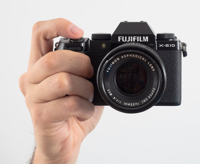 Fujifilm X-S10 - Uytkowanie i ergonomia