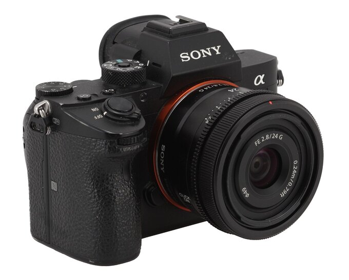 Sony FE 24 mm f/2.8 G - Wstp